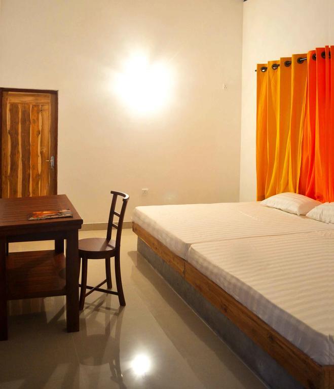 Pelican View Cottages Kataragama Luaran gambar