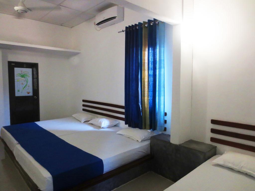 Pelican View Cottages Kataragama Luaran gambar